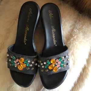 Fun Athea Alexander gemstone slip on 3” wedge Sz 9